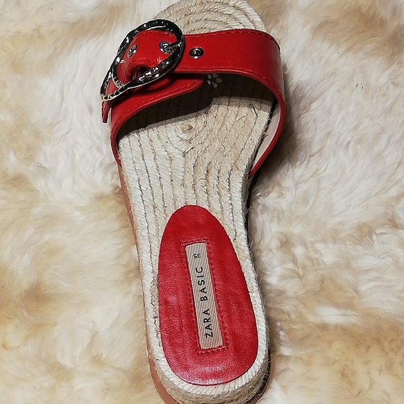 Shoes - Picture 2 of 4